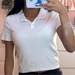 White t-shirt with collar